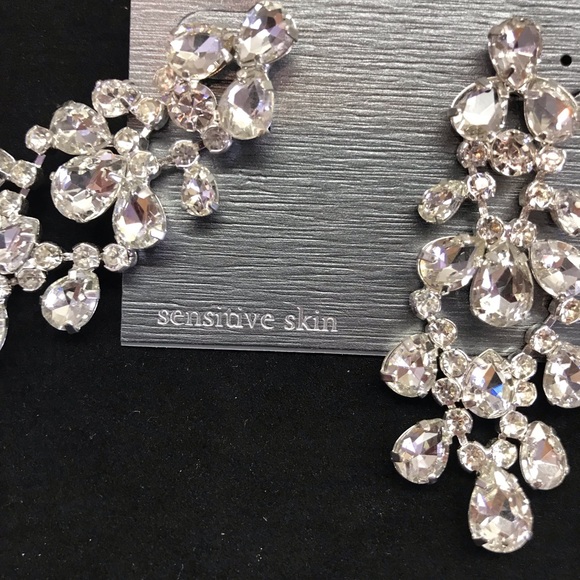 🆕 Cezanne Chandelier Dangle Drop Earrings - Picture 3 of 6